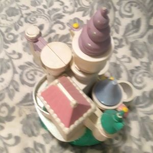 Vintage Polly Pocket Castle with 1 Polly princess